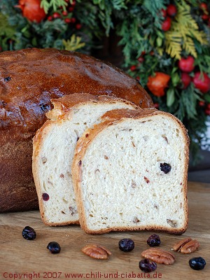 Cranberry-Orangenbrot mit Pecannssen